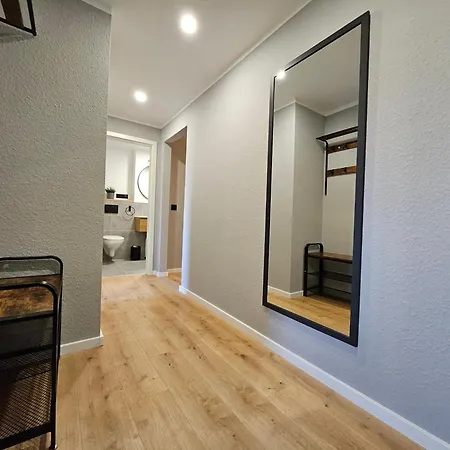 Gondelblick An Der Seilbahn